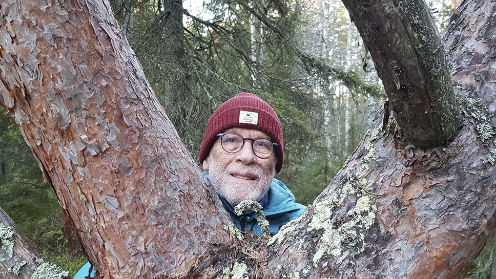 Thomas Öberg, deltar vid invigningen av Mjölkuddsbergets naturreservat.